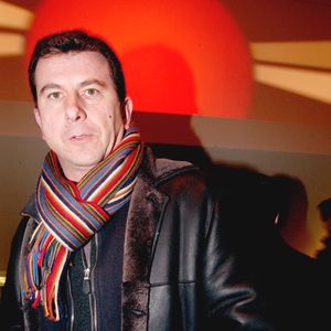 Le présentateur de télévision français Pascal Bataille assiste à la première de la comédie musicale 'Don Juan' au Palais des Congrès à Paris, France, le 1er mars 2005. Photo par Giancarlo Gorassini/ABACA.