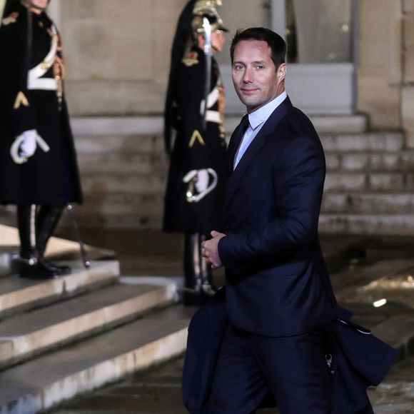Mais, comme Thomas, Anne exerce de hautes responsabilités.
Thomas Pesquet arrive au dîner en l'honneur des chefs d'État et de gouvernement et des dirigeants d'organisations internationales participant au 6e Forum de Paris sur la paix, au palais de l'Élysée. © Stéphane Lemouton / Bestimage