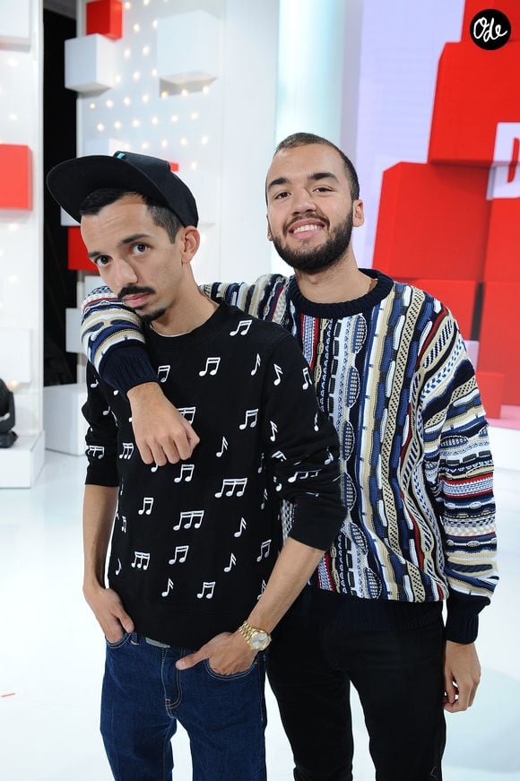 Oli a dû être hospitalisé pendant très longtemps.

 Bigflo et Oli (Florian et Olivio José Ordonez) - Enregistrement de l'émission "Vivement Dimanche prochain" au Studio Gabriel à Paris, présentée par M.Drucker et diffusée le 3 mars sur France 2. Le 20 février 2019
© Guillaume Gaffiot / Bestimage