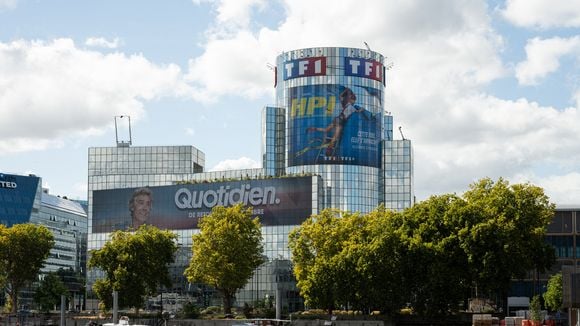 Cette figure emblématique de TF1 installée depuis 10 ans dans l'ouest parisien : sa maison d'architecte avec jardin "ambiance toscane"