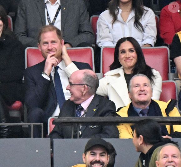 Samedi 8 février, lors de la cérémonie d’ouverture des Invictus Games à Vancouver, Harry et Meghan ont une fois de plus affiché leur complicité...

Le prince Harry et Meghan Markle assistent à la cérémonie d'ouverture des "Invictus Games Vancouver Whistler 2025" au Canada le 8 février 2025. Backgrid USA / Bestimage