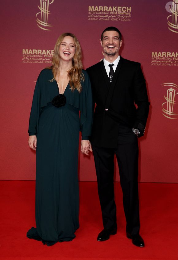 Virginie Efira et Niels Schneider au photocall lors de la deuxième journée de la 22ème édition du Festival International du Film de Marrakech, Maroc, le 29 novembre 2025. © Dominique Jacovides/Bestimage