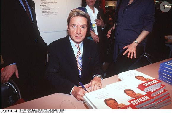 Pascal Sevran au quinzième salon du livre

BOWEN / BESTIMAGE