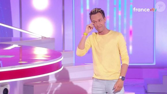 Cyril Féraud pris d'émotion sur le plateau de "Tout le monde veut prendre sa place" le jour de la fête des Pères !