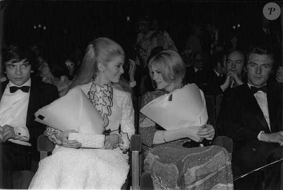 3 mars 1967 – Première du film Les Demoiselles de Rochefort avec Catherine Deneuve et Françoise Dorléac
(Crédit photo : Keystone Press Agency / ZUMA Press Wire)