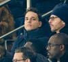 De beaux accomplissements pour le jeune homme de seulement 24 ans, amputé de ses quatre membres à l'âge de 6 ans.
Théo Curin en tribune lors du match de football en ligue 1 McDonald Paris-SG contre Saint-Etienne au Parc des Princes le 12 janvier 2025. Le Paris SG remporte le match 2 - 1.