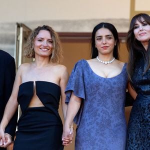 Benoit Magimel, Léa Mysius, Hafsia Herzi, Monica Bellucci, Tawba El Gharchi - Montée des marches du film " Histoires de la nuit " lors du 79ème Festival International du Film de Cannes, le 21 mai 2026. © Olivier Borde / Bestimage