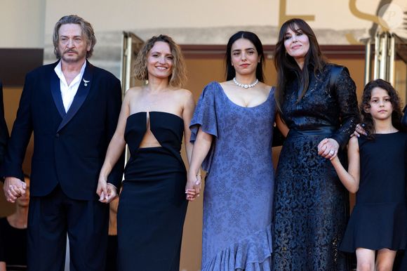 Benoit Magimel, Léa Mysius, Hafsia Herzi, Monica Bellucci, Tawba El Gharchi - Montée des marches du film " Histoires de la nuit " lors du 79ème Festival International du Film de Cannes, le 21 mai 2026. © Olivier Borde / Bestimage