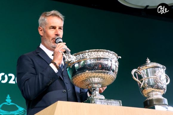 Marc Maury (Animateur du Tournoi) - Tirage au sort des Internationaux de France de Tennis de Roland Garros 2026 à Paris, France le 21 Mai 2026.

© Bertrand Rindoff/Bestimage