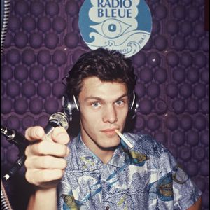Le chanteur débutait sa carrière. Celle qu'il a épousée était une ancienne athlète américaine.
Archive : Marc Lavoine en 1984. Bestimage.