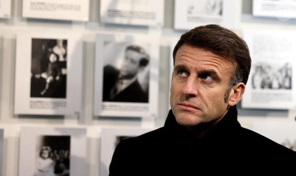Le président Emmanuel Macron et sa femme Brigitte Macron ont visité le pavillon français. Commémorations du 80ème anniversaire de la libération du camp de concentration et d'extermination nazi d'Auschwitz-Birkenau par l'Armée rouge à Oswiecim en Pologne le 27 janvier 2025.
© Dominique Jacovides / Bestimage