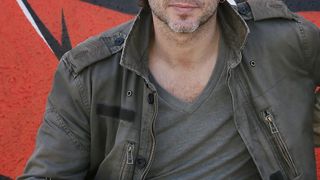 "Il y a au moins trois noms" : Ce que l'on sait sur ces ex-compagnes de Bertrand Cantat qui ont choisi de garder le silence