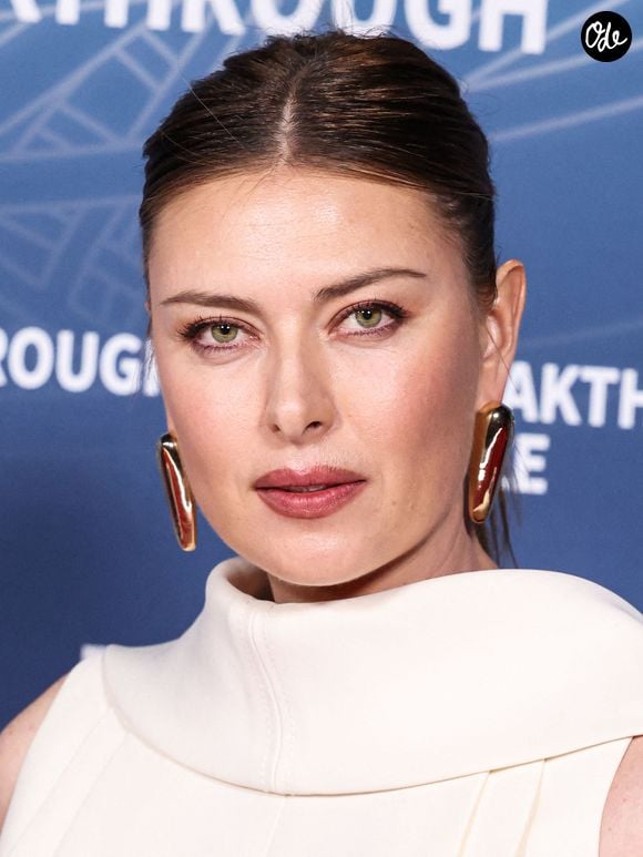 Maria Sharapova, vêtue d'une robe signée Stéphane Rolland, arrive à la 11e cérémonie annuelle du Breakthrough Prize 2025, qui s'est tenue au Barker Hangar le 5 avril 2025 à Santa Monica, Los Angeles, Californie, États-Unis. Photo de Xavier Collin/Image Press Agency/ABACAPRESS.COM