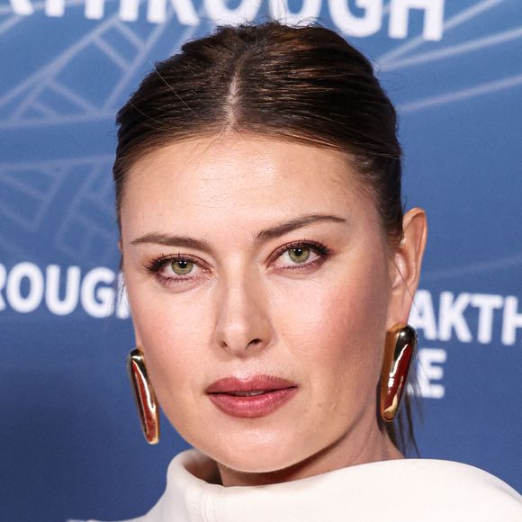 Maria Sharapova, vêtue d'une robe signée Stéphane Rolland, arrive à la 11e cérémonie annuelle du Breakthrough Prize 2025, qui s'est tenue au Barker Hangar le 5 avril 2025 à Santa Monica, Los Angeles, Californie, États-Unis. Photo de Xavier Collin/Image Press Agency/ABACAPRESS.COM