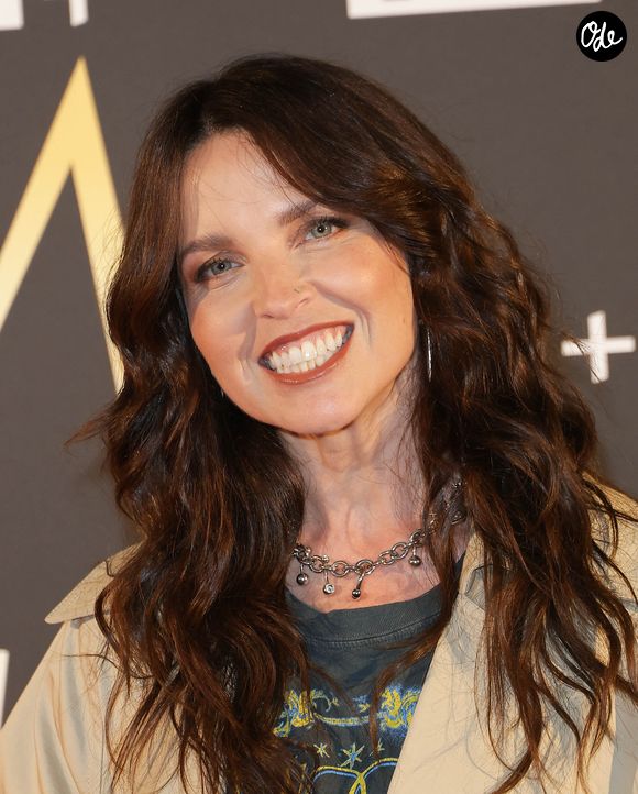 Avec une touche d'humour très rafraîchissante, la jeune fille réagit aux vidéos passionnées et aux compilations dédiées à sa mère.

Lydia Bouchard - Photocall des Profs de la Star Academy 2026 à Boulogne-Billancourt le 23 septembre 2026. 

© Coadic Guirec/Bestimage