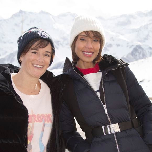 Béatrice de la Boulaye, Sonia Rolland pour Tropiques criminels. - Rendez-vous avec les actrices et acteurs de la 24ème édition du festival Tv de Luchon le 12 février 2022.

© Christophe Aubert / Bestimage