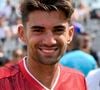 Enzo Zidane a fait une très belle surprise à ses fans en dévoilant les coulisses d'une collaboration inédite avec son père.

Enzo Zidane signe à Rodez  © Norbert Scanella/Panoramic/Bestimage
