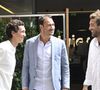 Pour cause : l'entreprise familiale recherche avant tout de véritables profils d'entrepreneurs pour préserver son haut niveau d'exigence.

Raphaël Kretz, Valentin Kretz et Martin Kretz en tournage au village lors des Internationaux de France de tennis de Roland Garros 2024, à Paris, le 1er juin 2024. 

© Chryslene Caillaud/Panoramic/Bestimage