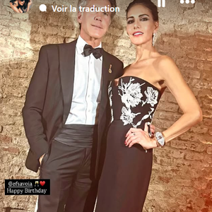 Le duo était au comble de l'élégance : costume noeud papillon pour lui et robe bustier noire et blanche pour elle
Emmanuel-Philibert de Savoie et Adriana Abascal