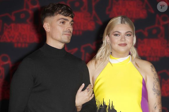 Florian Rossi et sa compagne Louane Emera lors de la 23ème édition des NRJ Music Awards 2021 au Palais des Festivals de Cannes.
© Rachid Bellak/Bestimage