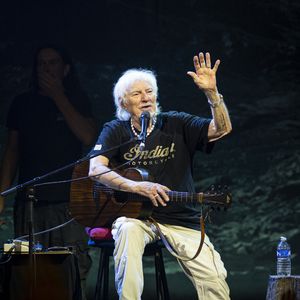 Hugues Aufray en concert au Zenith de Rouen le 27 juin 2026. © Pierre Perusseau/Bestimage