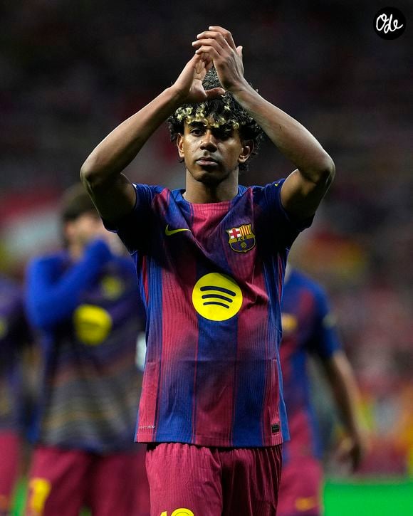 Lamine Yamal, du FC Barcelone, abattu après le match retour des quarts de finale de la Ligue des champions 2025/2026. 14 avril 2026. (ALTERPHOTOS/Acero)