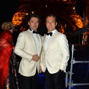 Les frères Capuçon ouvrent les Heures Musicales avec un concert très attendu.

Exclusif - Gautier Capuçon et Renaud Capuçon - Grand concert de l'Orchestre National de France au Champs de Mars présenté par S. Bern sur France 2 pour célébrer la Fête Nationale à Paris.
© Giancarlo Gorassini / Pierre Perusseau / Veeren / Bestimage