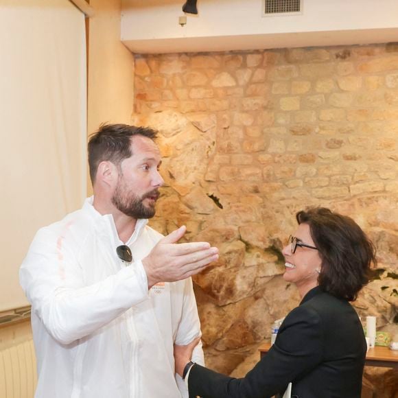 Rachida Dati, ministre de la Culture, rencontre Thomas Pesquet, porteur de la flamme olympique au Mont Saint-Michel le 31 mai 2024. © Jack Tribeca / Bestimage