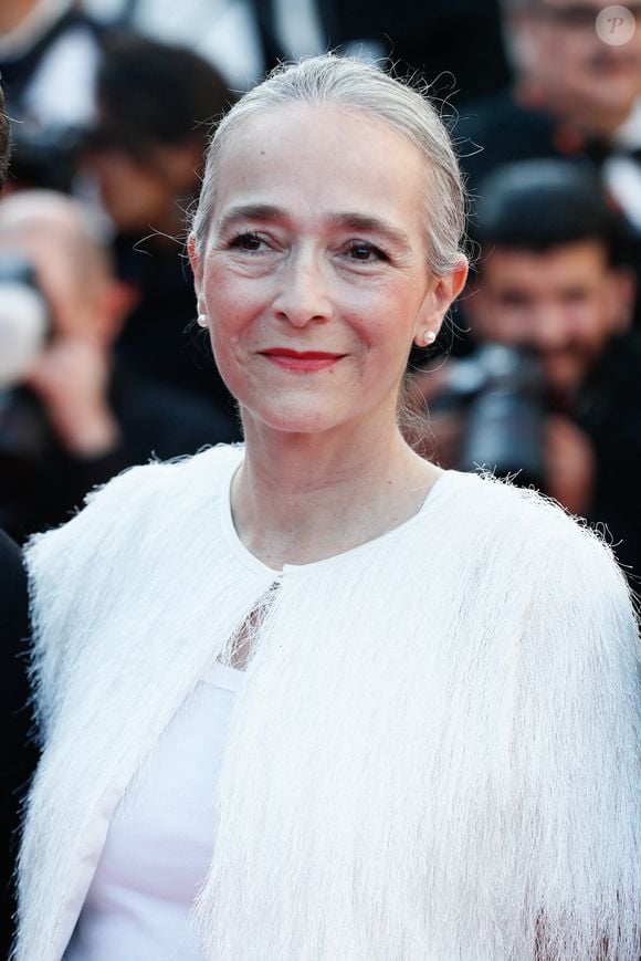 Toutefois, sa nouvelle reconduction pourrait être remise en question en cas de création d'une holding "chapeautant" l'ensemble de l'audiovisuel public. 

Delphine Ernotte - Montée des marches pour la cérémonie de clôture du 77ème Festival International du Film de Cannes au Palais des Festivals à Cannes. Le 25 mai 2024 © Christophe Clovis / Bestimage