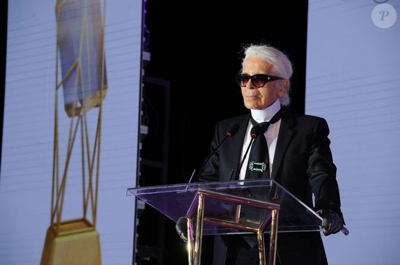 Karl Lagerfeld à la soirée caritative lors du festival de la mode Baidu Digital à Shanghai en Chine, le 20 décembre 2016 © TPG via Zuma/Bestimage