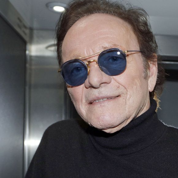 Exclusif - Portrait de Guillaume Durand à Paris, le 12 décembre 2022.
© Cédric Perrin/Bestimage