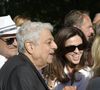 Son ami Enrico Macias a tenu à adresser quelques mots en hommage au producteur et expert en musique.
Exclusif - Jean-Marie Bigard, Enrico Macias, Caroline Barclay - Personnalités à l'exposition photographique de Paris Match "Eddie Barclay — Saint-Tropez, le sens de la fête !" place Blanqui à Saint-Tropez le 11 juillet 2025.
© Sophie Louvet / Nice Matin / Bestimage