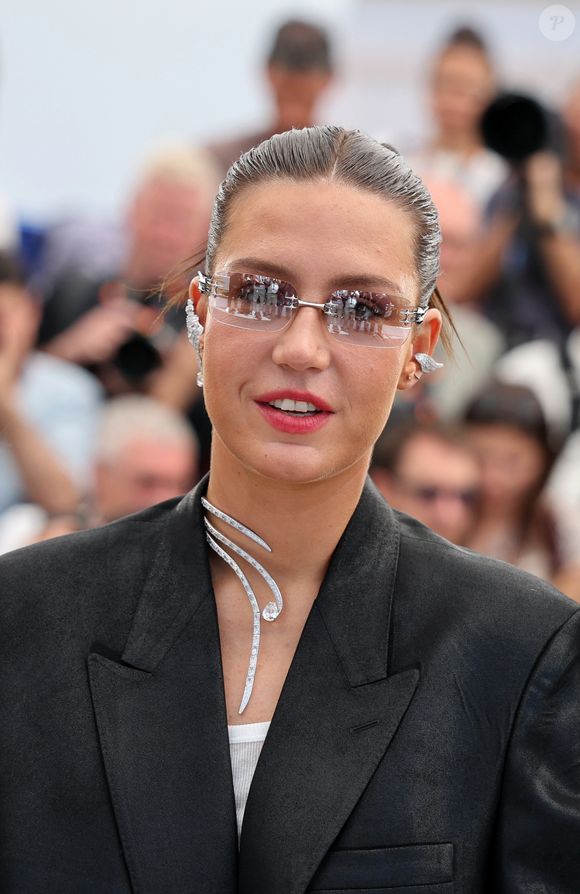 Elle y parle de son rôle dans le film Garance.

Adèle Exarchopoulos au photocall du film "Mariage Au Goût D'Orange" lors du 79ème Festival International du Film de Cannes, France, le 20 mai 2026. © Jacovides-Moreau/Bestimage