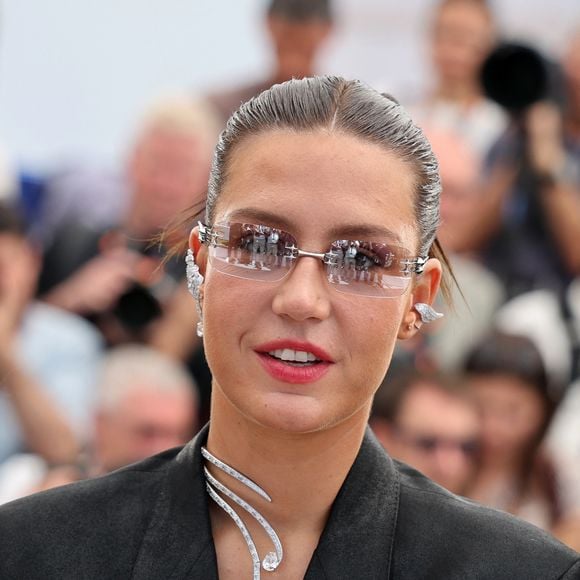 Elle y parle de son rôle dans le film Garance.

Adèle Exarchopoulos au photocall du film "Mariage Au Goût D'Orange" lors du 79ème Festival International du Film de Cannes, France, le 20 mai 2026. © Jacovides-Moreau/Bestimage