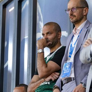 D'après un arrêté préfectoral dévoilé en ce début de semaine, Tony Parker s'est vu refuser l’autorisation pour lancer son projet jugé "excessif". 

Tony Parker lors de la dernière minute du match Lyon-Villeurbanne vs Zalgiris Kaunas, Turkish Airlines Euroleague à l’Astroballe de Villeurbanne, le 27/03/2025. © Sandrine Thesillat / PsNewz / Bestimage