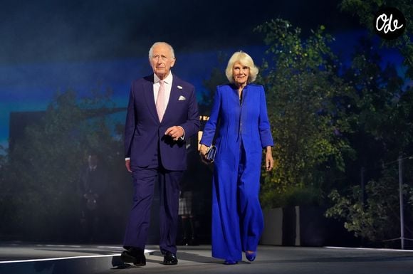 Le roi Charles III d'Angleterre et Camilla Parker Bowles, reine consort d'Angleterre, aux côtés d'Andy Burnham (Premier ministre du Royaume-Uni) et du prince Edward, duc d'Edimbourg, assistent à la cérémonie d'ouverture des "Jeux du Commonwealth 2026" à l'OVO Hydro de Glasgow en Ecosse, le 23 juillet 2026.

© PA Photo/ Bestimage