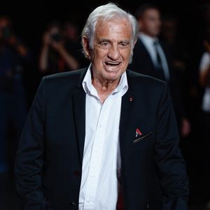 L'occasion de découvrir que la commune n'a pas oublié l'illustre acteur. En se promenant aux abords de la Mairie, l'ex-mari de Luana Belmondo a pu admirer les hommages rendus à son père.

Jean Paul Belmondo assistant à la cérémonie d'ouverture du 10e Festival Lumière de Lyon à Lyon, France, le 13 octobre 2018. Photo by Julien Reynaud/APS-Medias/ABACAPRESS.COM