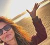 Elle compte près de 600 milles abonnés et, parfois, doit faire face à quelques critiques...

Faustine Bollaert se prend en photo sur son Instagram.