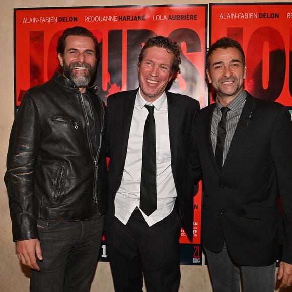 Grégory Fitoussi a répondu à cette question

Le réalisateur David Lanzmann avec Grégory et Mikaël Fitoussi lors de l'avant-première du film "Jours sauvages" au cinéma Max Linder à Paris le 3 avril 2023.

© Tony Fitoussi / Bestimage