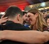 Iris Mittenaere premier soutien d'Antoine Dupont

Iris Mittenaere et Antoine Dupont -  Victoire des Toulousains en finale du Top 14, face à Montpellier (28 - 20) au stade de France. 
© Christian Liewig / Bestimage