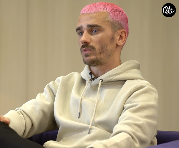 Une activité qui l’a conduit à devenir propriétaire et à créer, avec son père Alain Griezmann, l’Écurie Griezmann, installée à Mâcon, sa ville natale.

Antoine Griezman dans l'émission Le grand entretien