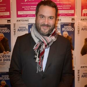 Bruce Toussaint - Photocall de la générale de la pièce "L'être ou pas" au Théâtre Antoine à Paris le 21 mars 2016. © Coadic Guirec/Bestimage