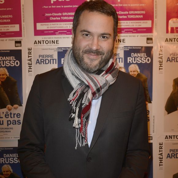 Bruce Toussaint - Photocall de la générale de la pièce "L'être ou pas" au Théâtre Antoine à Paris le 21 mars 2016. © Coadic Guirec/Bestimage