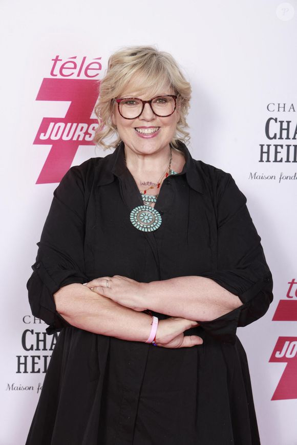 Elle souhaite partager les coulisses du métier et encourager ceux qui veulent se lancer dans les médias.



Exclusif - Laurence Boccolini - Soirée "Télé 7 Jours Summer Party" au restaurant "Monsieur Bleu" à Paris le 14 juin 2022. © Christophe Aubert via Bestimage