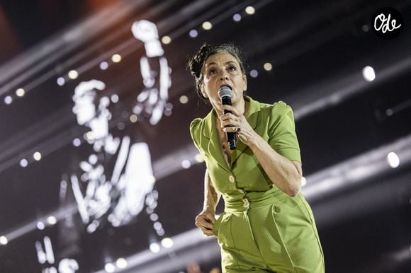 Au-delà de ce repos vocal forcé, l'emblématique chanteuse des Rita Mitsouko a récemment fait parler d'elle pour ses engagements militants de longue date.

Exclusif - Catherine Ringer - Concert hommage à Johnny Hallyday "Que je t'aime" à l'AccorHotels Arena Paris Bercy à Paris. © Borde-Jacovides-Moreau / Bestimage