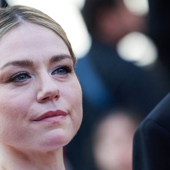 Elle a été emportée par le cancer qui lui a été diagnostiqué en 2023
Emilie Dequenne - Montée des marches du film « The Old Oak » lors du 76ème Festival International du Film de Cannes, au Palais des Festivals à Cannes. Le 26 mai 2023
© Jacovides-Moreau / Bestimage