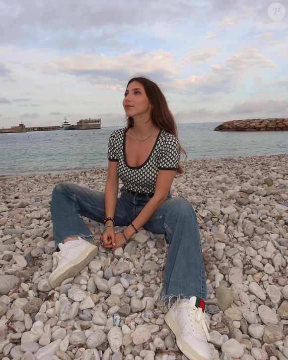Ce lundi, la jeune femme a célébré son anniversaire au restaurant avec son amoureux.

Johanna Marques, la compagne de Noé Elmaleh @ Instagram