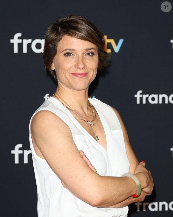 Mélanie Taravant au photocall pour la conférence de presse de rentrée de France TV à la Grande Halle de la Villette à Paris, France, le 11 juillet 2023. © Coadic Guirec/Bestimage