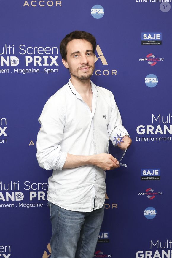 Exclusif - Première édition du Multi Screen Grand Prix : une célébration inédite de la création audiovisuelle française dans le cadre prestigieux du Pullman Paris Tour Eiffel sous la présidence de S. Martin (Directeur Général de l'ARPP : l'Autorité de Régulation Professionnelle de la Publicité et également Président de La Fabrique des Formats) et animée par E. Eméyé (journaliste et présentatrice).
Cet événement a rassemblé les professionnels de l'audiovisuel autour d'une ambition commune : mettre à l'honneur l'excellence de la création française tous formats confondus. Paris le 12 juin 2025 - © Jack Tribeca / Bestimage