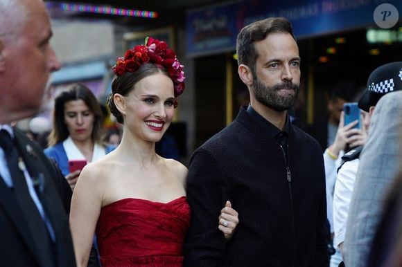Natalie Portman et Benjamin Millepied sont officiellement divorcés - Natalie Portman et son mari Benjamin Millepied arrivent à la première du film "Thor : Love and Thunder" à Londres, le 5 juillet 2022. Backgrid UK/ Bestimage